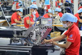 Tight material supply impedes textile exports