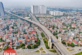 Vietnam develops in all fields: Cambodian official
