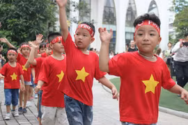 Full of happiness when Hanoi opens preschools