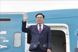 Top legislator arrives in Hanoi, concluding visits to Hungary, UK