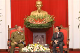 Party official: Vietnam attaches importance to ties with Cuba