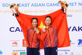 Two more gold medals for Vietnamese rowers at SEA Games 31