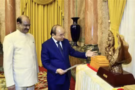 President hosts Indian lower house speaker
