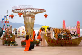 Tourism stocks expected to shine in 2022