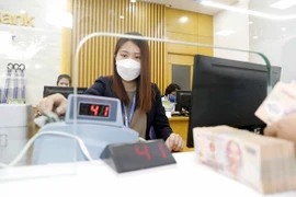 Reference exchange rate up 6 VND at week’s beginning