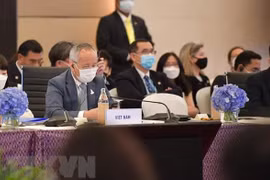 Vietnam backs rules-based multilateral trading system: official 