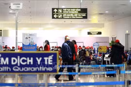 Vietnam temporarily stops health declaration for arrivals