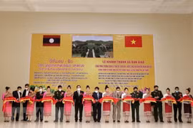 Lao newspaper spotlights Laos – Vietnam special solidarity