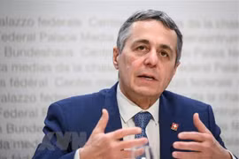 Switzerland looks to elevate relations with Vietnam