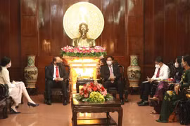 Can Tho keen to attract more investment from Singapore