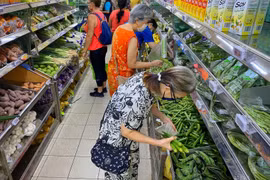 Singapore’s inflation continues to rise sharply
