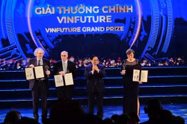 VinFuture Prize honours mRNA vaccine researchers