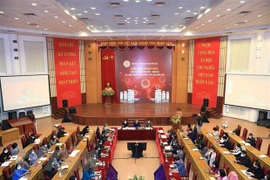 Forum discusses COVID-19 vaccine race's impacts