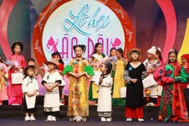 First Vietnamese Children’s “Ao Dai” Festival held in Phu Tho