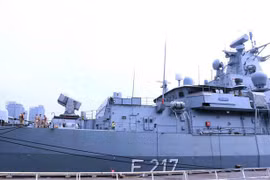 Germany navy frigate pays first visit to Vietnam