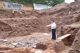 New vestiges found during excavation at Thang Long Imperial Citadel