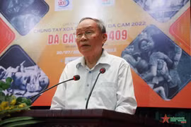Texting campaign launched to support AO/dioxin victims
