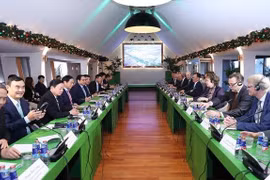 PM commits all possible support to Dutch firms