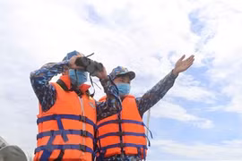 Coast Guard stands shoulder-to-shoulder with fishermen in southwestern waters