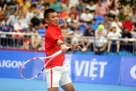 Tennis star Nam scores Vietnam's highest world ranking