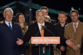 Party General Secretary congratulates leader of Hungarian Civic Alliance