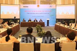 Forum promotes application of int’l financial reporting standards in Vietnam 