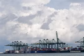 Singapore posts year-on-year growth of 4.8% in Q2