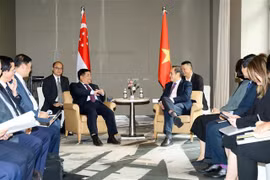 Vietnam, Singapore hold 16th connectivity ministerial meeting