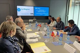 Vietnam enhances cooperation with France’s Auvergne-Rhône-Alpes