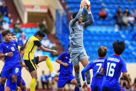 SEA Games 31: Foreign reporters impressed with football fans in Nam Dinh