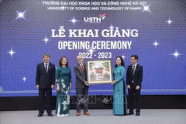 Vice President attends new school year opening at Hanoi-based university of science, technology