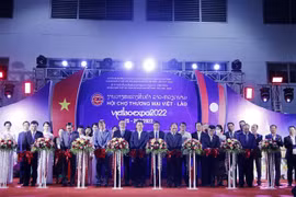 Vietnam – Laos expo helps boost bilateral trade 