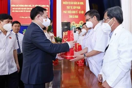 Top legislator pays Tet visit to Ca Mau’s public security, health forces