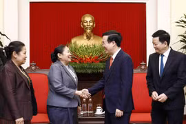 Senior Party official receives Lao guest 