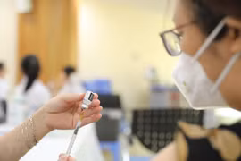 Vietnam logs 1,460 COVID-19 cases on July 26