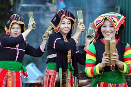 Traditional outfits of Cong ethnic people in Lai Chau