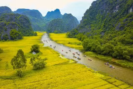 Ninh Binh – a tourist magnet