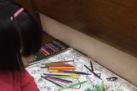 Little artist’s paintings “chase” COVID-19 away 