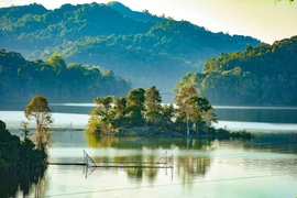 Pa Khoang Lake - Must-see destination in Dien Bien