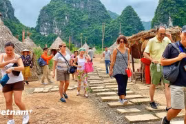 Vietnam promoting tourism through cinema 