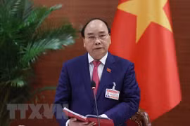 Lao PM sends congratulations to PM Nguyen Xuan Phuc