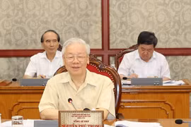 Politburo agrees on continued support for pandemic-hit employees, employers