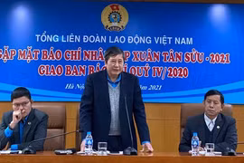 Union confederation extends help to workers as Tet approaches
