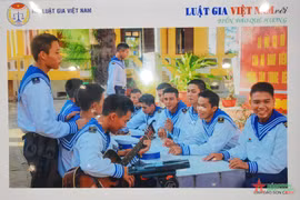 Photo exhibition on lawyers and homeland’s sea, islands launched