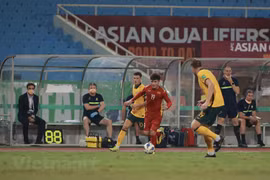 Vietnam lose 0-1 to Australia in World Cup qualifiers