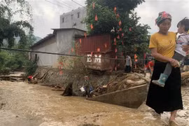 PM requests efforts to deal with floods in northern mountainous region