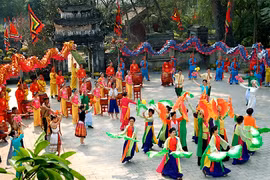 Vietnam, Laos seminar spotlights role of culture, people in development