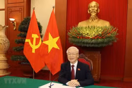 Party chief holds phone talks with Russian President
