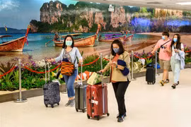 Thailand to reopen Phuket island to vaccinated tourists