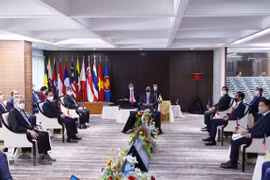ASEAN Leaders’ Meeting issues Chairman’s Statement